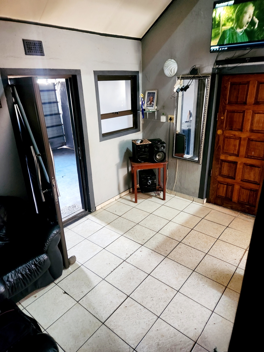 3 Bedroom Property for Sale in Valhalla Park Western Cape